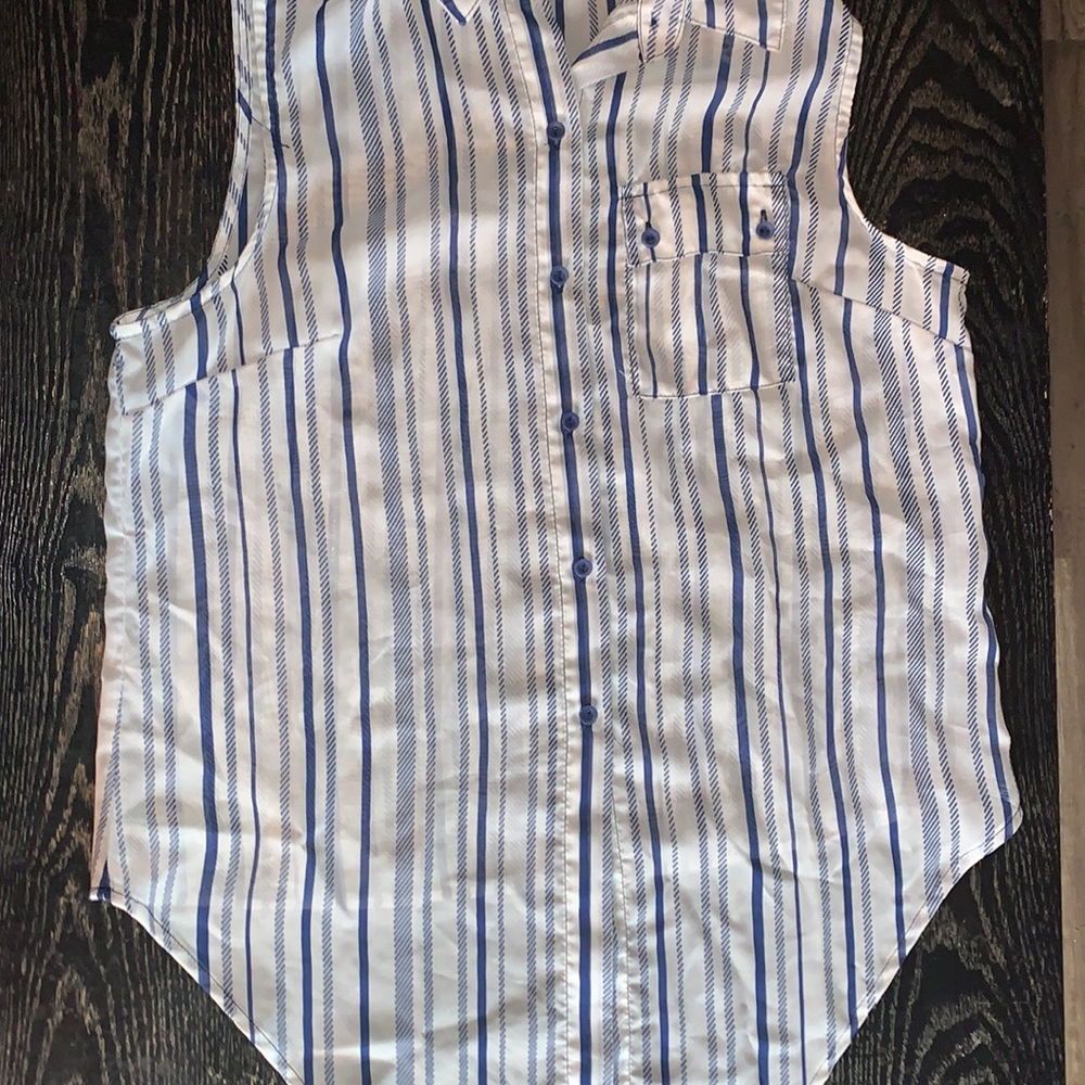 Sleeveless striped blouse